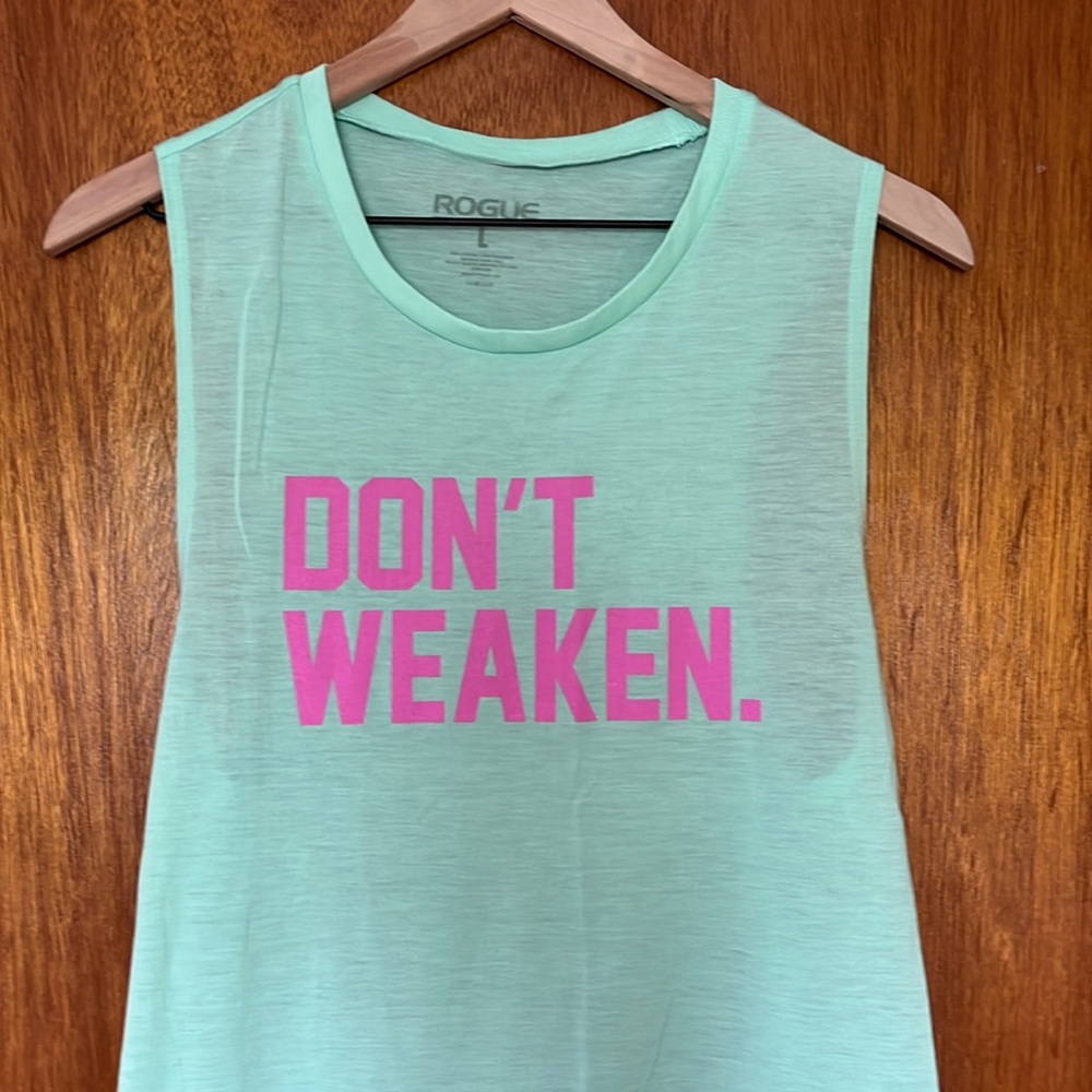 Rogue “Don’t Weaken” cotton workout tank, green sz large